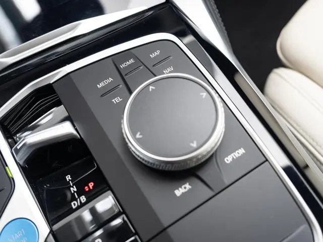 BMW i4 M50 2023 Elektrisch 32