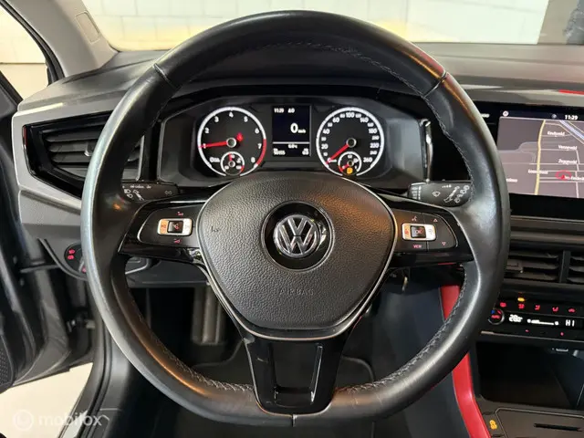 Volkswagen Polo 1.0 TSI Join' 2018 Benzine 17