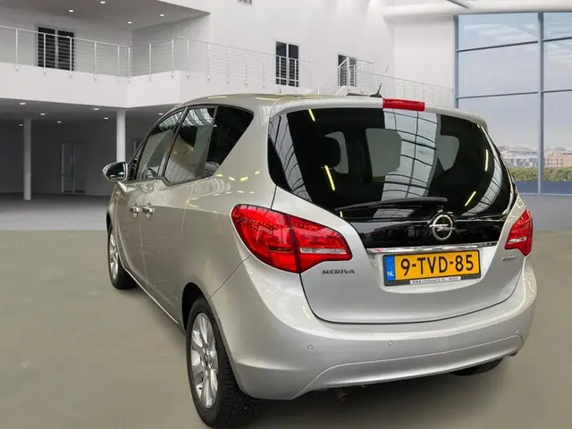 Opel Meriva 1.4 Turbo Cosmo 2013 Benzine 4