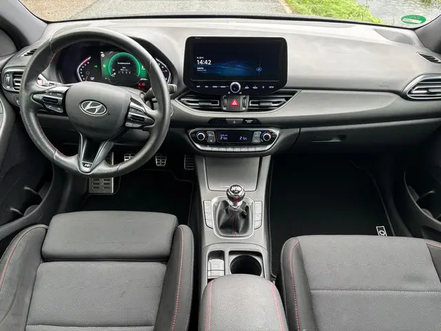 Hyundai i30 1.0 T-GDi MHEV N-line 2022 Benzine 8