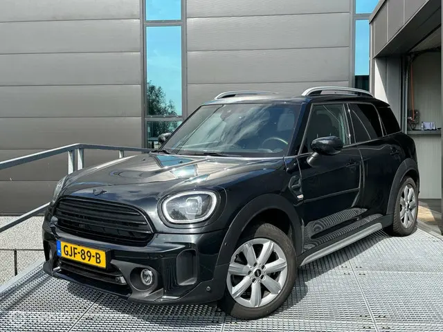 MINI Countryman 1.5 Cooper Untamed Edition 2023 Benzine 19