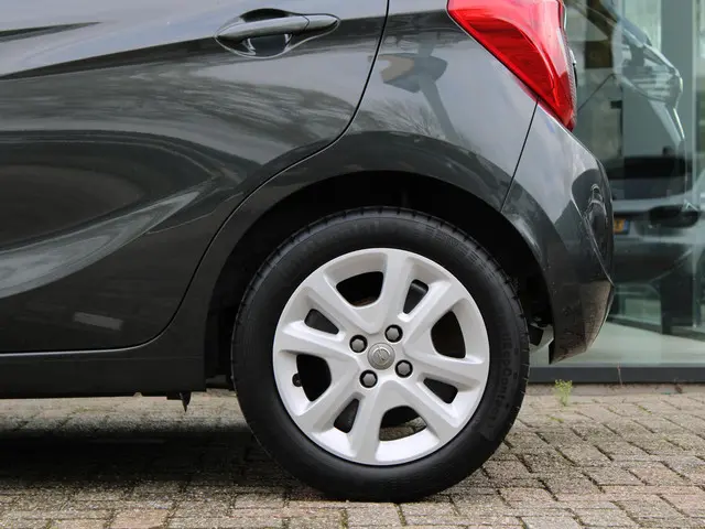 Opel KARL 1.0 ecoFLEX Edition 2017 Benzine 24