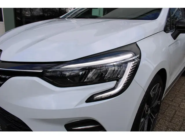 Renault Clio 1.0 TCe 90 Techno 2022 Benzine 25