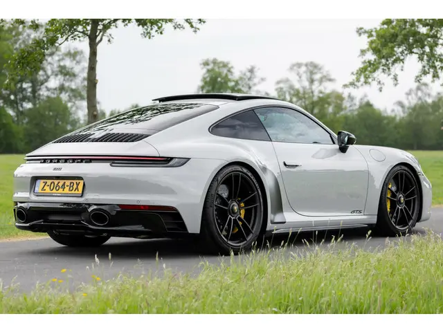 Porsche 911 3.0 Carrera GTS 2022 Benzine 33