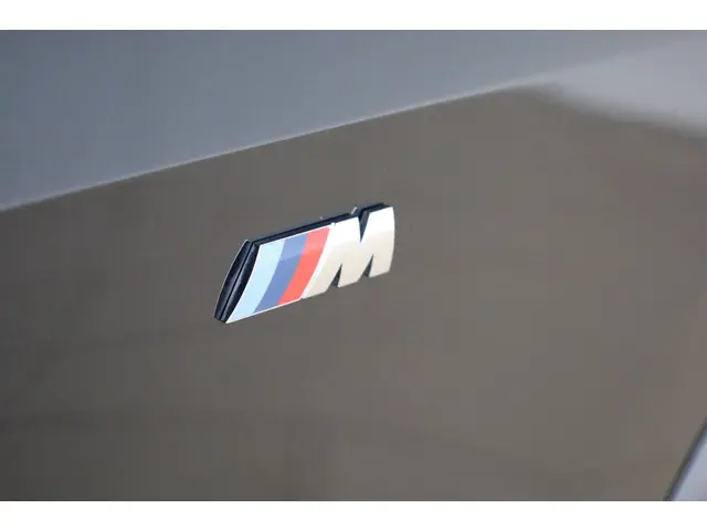 BMW X5 xDrive50e 2025 Hybride Benzine 37