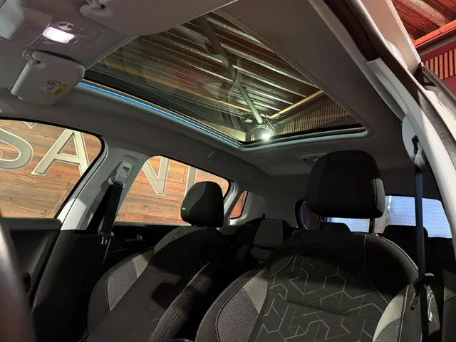 Peugeot 2008 |1.2 PureTech Blue Lion | Pano | 2017 Benzine 36