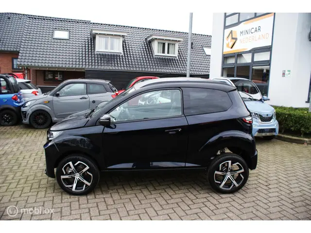 Aixam Crossover Brommobiel SUV 2025 Diesel 2