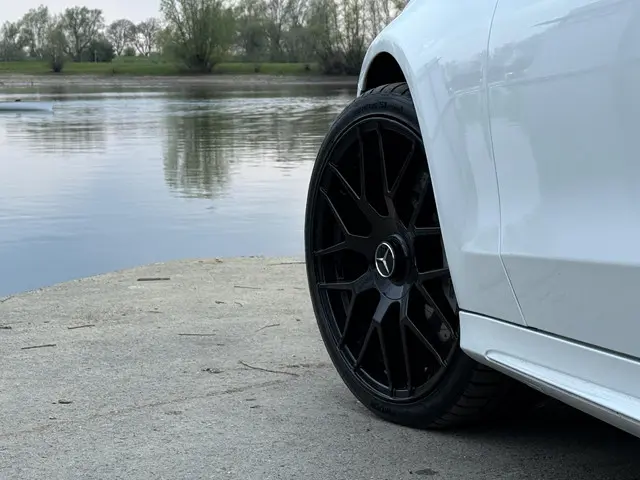 Mercedes-Benz C-Klasse AMG 43 4MATIC 2017 Benzine 29