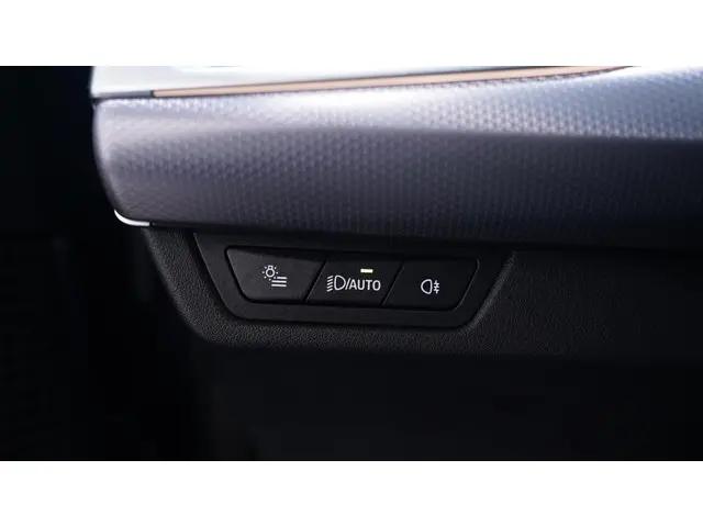 BMW iX1 xDrive30 Launch Edition 67 kWh 2024 Elektrisch 26