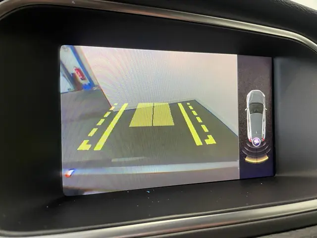 Volvo V40 2.0 123pk Momentum 2018 Benzine 12