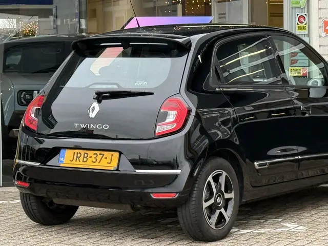 Renault Twingo 0.9 TCe Intens 2019 Benzine 24
