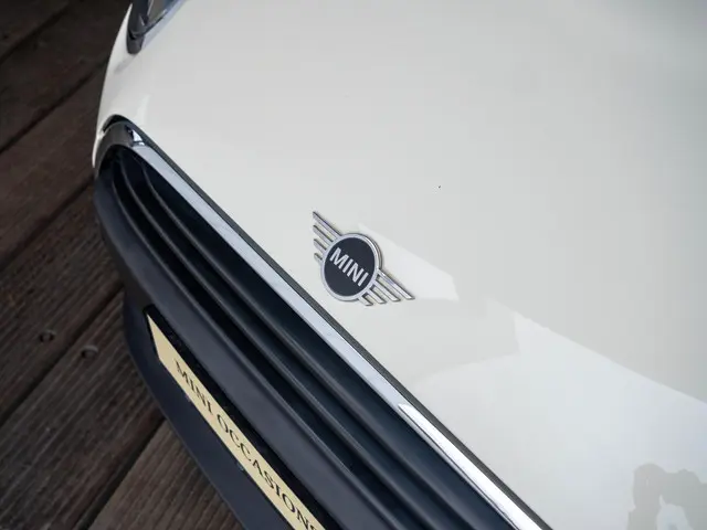 MINI 5-Deurs One 2019 Benzine 13