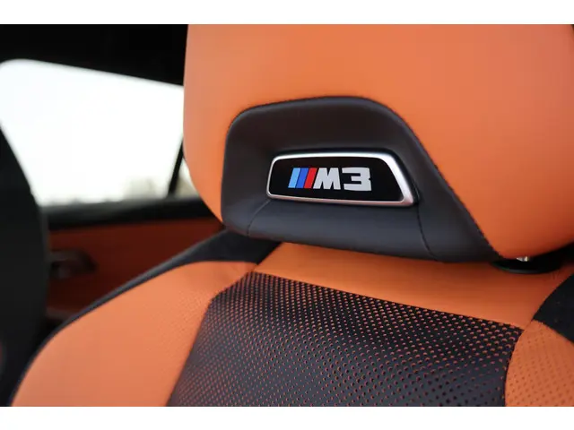 BMW M3 3-serie Touring xDrive Competition 2025 Benzine 19