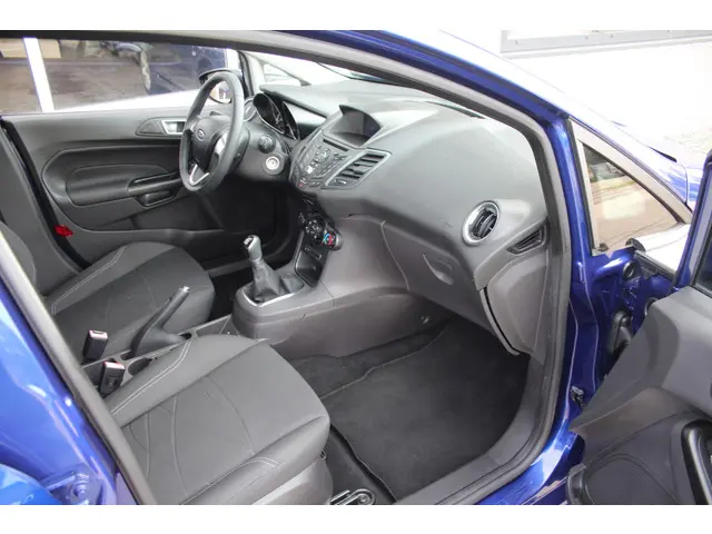 Ford Fiesta 1.0 Style 5 Deurs 2015 Benzine 17
