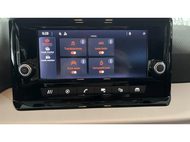 SEAT Arona 1.0 TSI Style 2024 Benzine 24