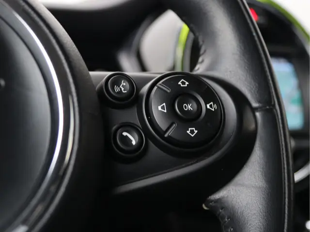 MINI Cooper 1.5 Salt 2021 Benzine 31