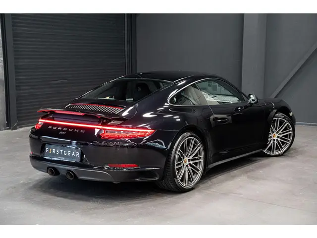 Porsche 911 3.0 Carrera 4S 2016 Benzine 16