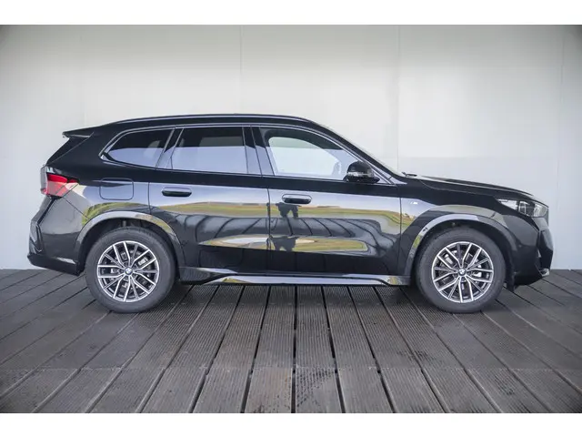 BMW X1 18i sDrive Aut. 2024 Benzine 4
