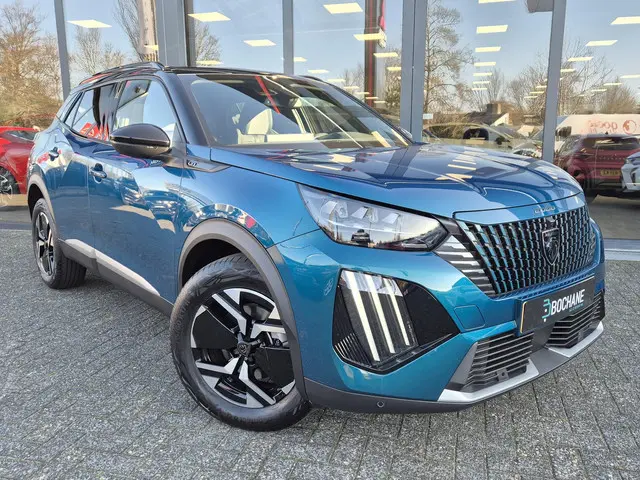 Peugeot 2008 1.2 Hybrid 145 GT 2025 Hybride Benzine 5