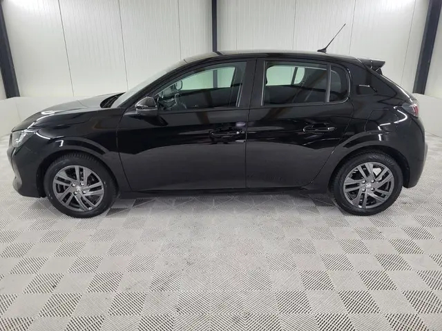 Peugeot 208 1.2 PureTech Active Pack 2022 Benzine 3