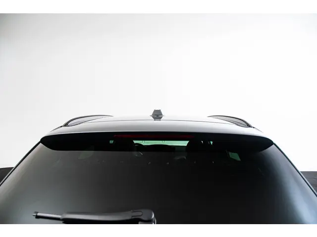 BMW 3 Serie Touring 330e 2025 Hybride Benzine 36