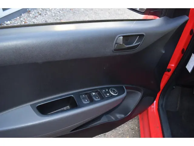 Hyundai i10 1.0i Comfort 2019 Benzine 6