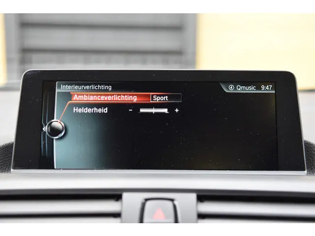 BMW 1 Serie 118i Executive 2017 Benzine 22