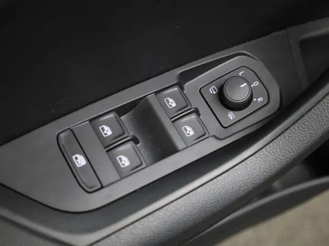 Škoda Karoq 1.0TSI/115PK Selection 2025 Benzine 21