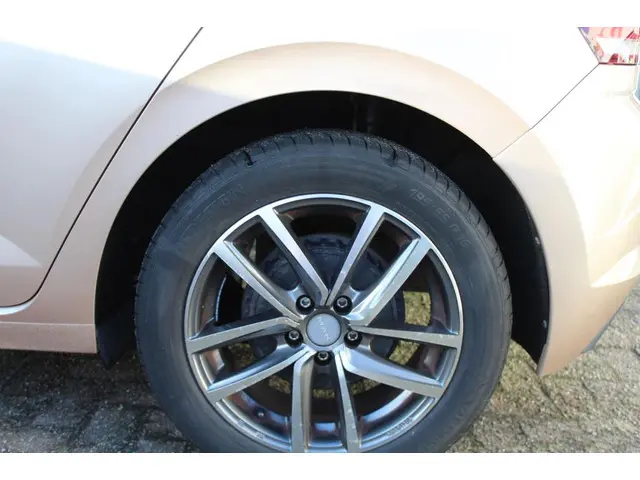 Volkswagen Polo 1.0 TSI Comfortline 2018 Benzine 9