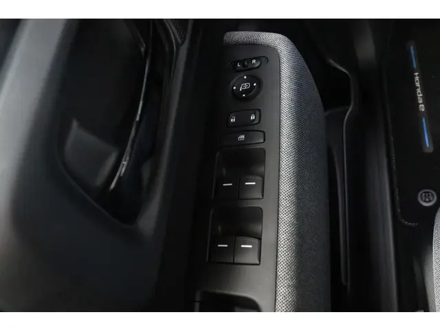 Honda e ADVANCE 17" *6.192KM* 2022 Elektrisch 37