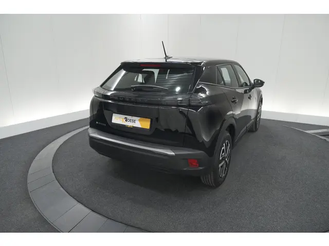 Peugeot e-2008 EV Active 50 kWh 2024 Elektrisch 54