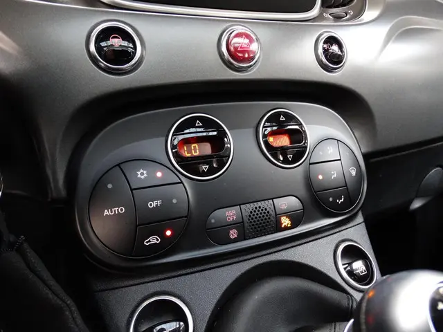 Fiat 500 1.0 Hybrid Sport 2021 Benzine 11