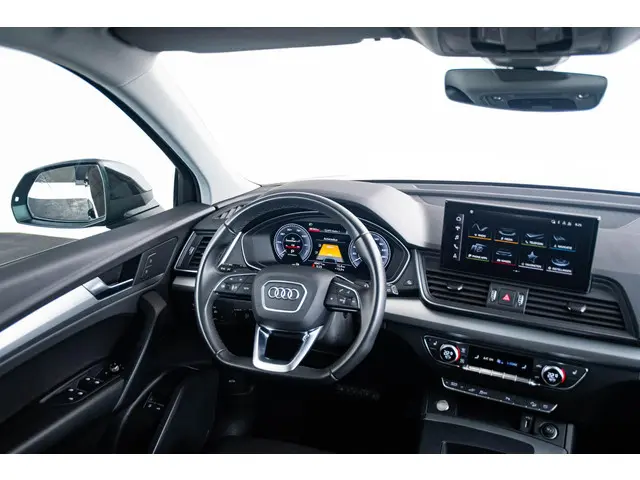 Audi Q5 55 TFSI e S edition 2023 Hybride Benzine 53