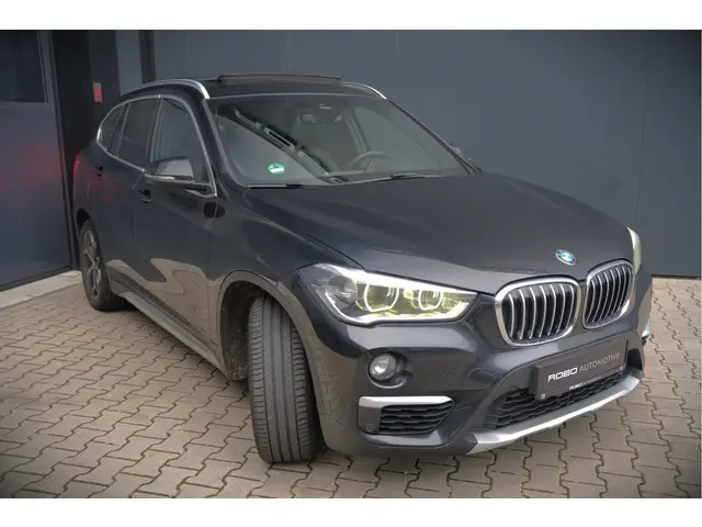 BMW X1 sDrive18i High Executive X Line 2018 Benzine 3