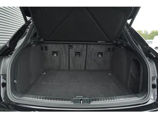 Porsche Macan 2.0 2020 Benzine 9