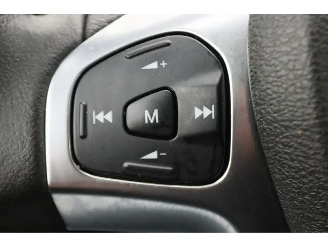 Ford Transit Courier 1.0 Trend EcoBoost S&S 2021 Benzine 27