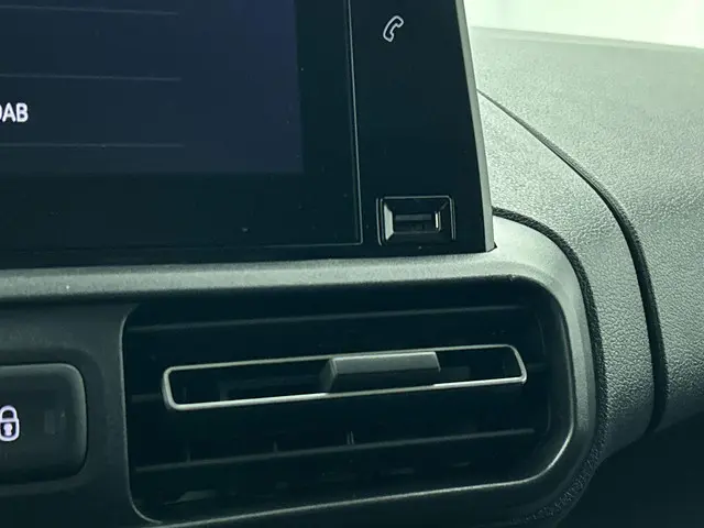 Opel Combo 1.5D L1H1 130pk Automaat Edition 2023 Diesel 33