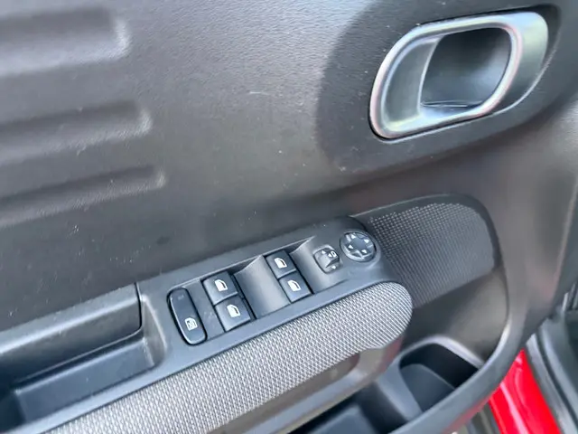 Citroën C3 Aircross 1.2 PureTech S&S Shine 2020 Benzine 14