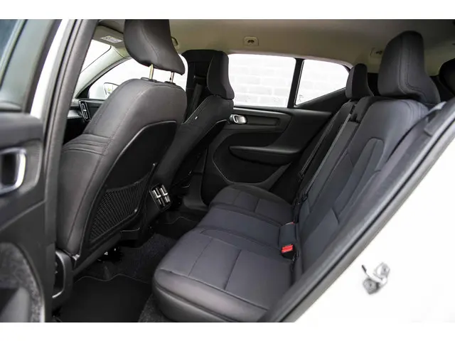 Volvo XC40 1.5 T2 Business Pro 2020 Benzine 7