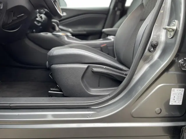 Nissan Juke 1.6 Hybrid N-Design 2024 Hybride Benzine 23