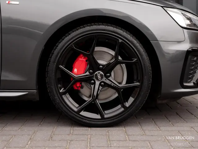 Audi A4 Avant 40 TFSI Quattro S-Line 2020 Benzine 19