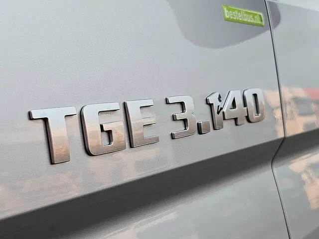 MAN TGE 3.140 2021 Diesel 12