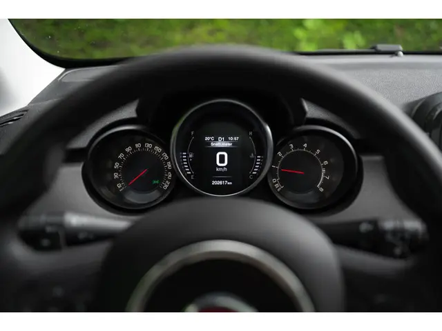 Fiat 500X Cross 1.4 Turbo MultiAir S-Design 2018 Benzine 12