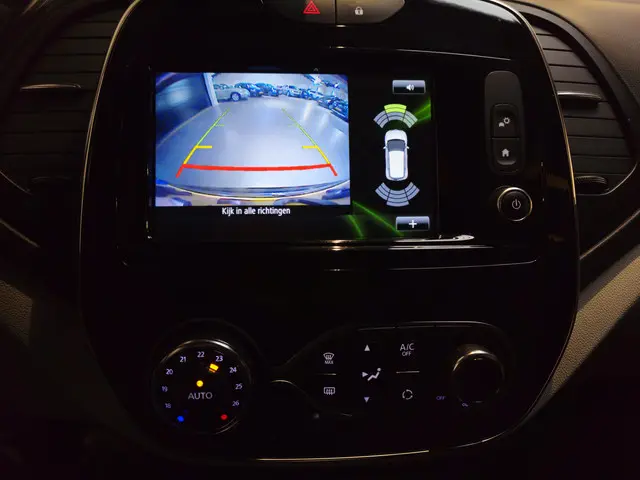 Renault Captur 0.9 TCe Intens Two-Tone 2018 Benzine 20