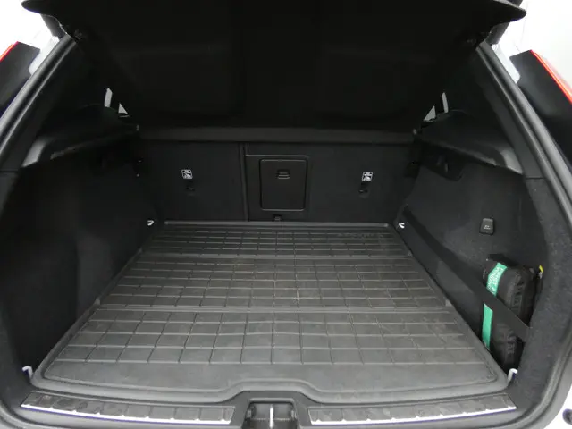 Volvo XC40 2.0 T5 AWD R-Design 2018 Benzine 73