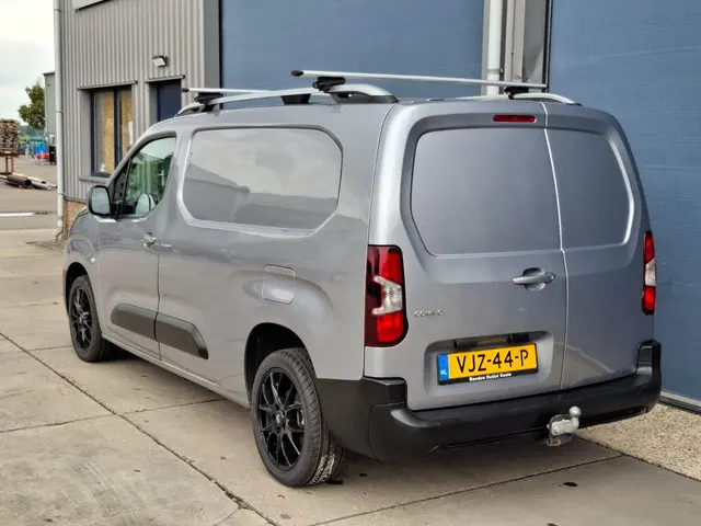 Opel Combo 1.5D L2H1 Edition 2021 Diesel 6