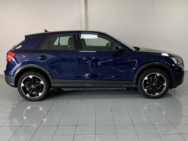 Audi Q2 35 TFSI Advanced edition 2021 Benzine 18