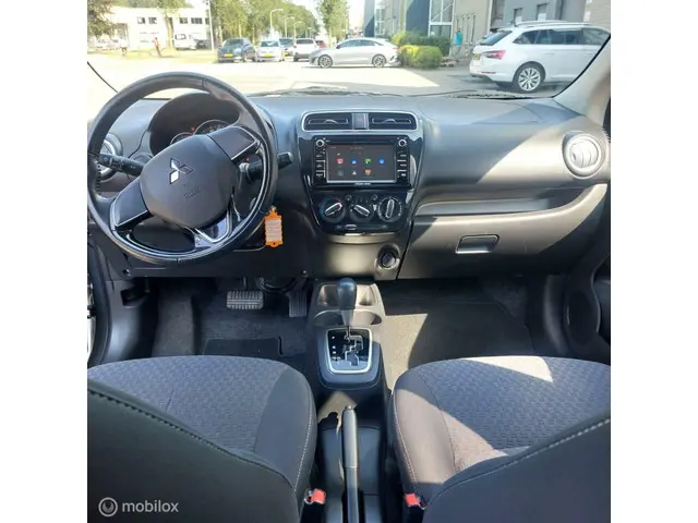 Mitsubishi Space Star 1.0 Cool+ 2016 Benzine 9