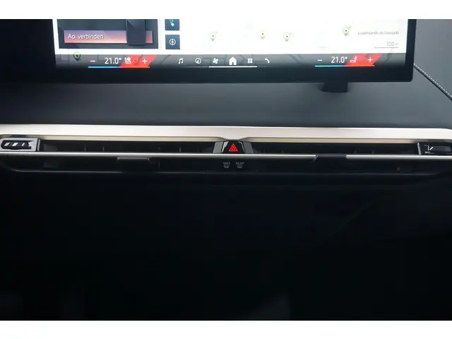 BMW iX xDrive40 2023 Elektrisch 18