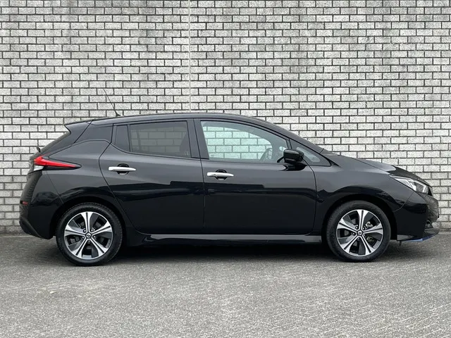 Nissan Leaf e+ N-Connecta 62 kWh 2021 Elektrisch 17